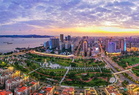 汕头，中国唯一一座中心城区有内海的城市，实力曾经超过深圳东莞__凤凰网