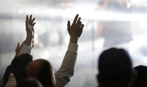 Después de ser arrestado por predicar el Evangelio, ex musulmán alcanza ...