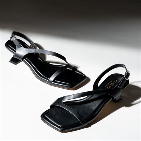 It’s Official - Black Formal Kitten Heels – Forever Shoe Bazar