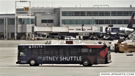 Jitney Shuttle At Kennedy Airport (New York, USA) - Photos And Videos.