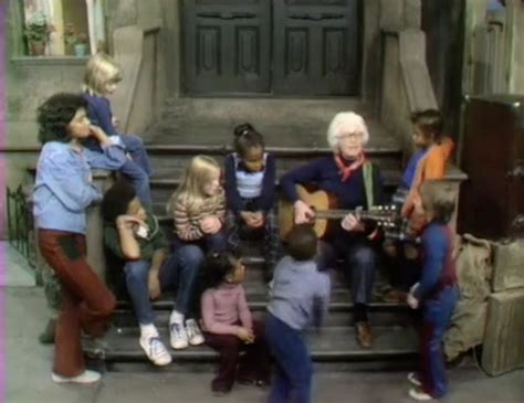 Wheels Bus Muppet 的图像结果