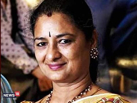 रेखा की 6 बहनें, लेकिन सगी सिर्फ 1, जानिए कहां रहती हैं और क्या करती ...