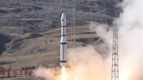 一箭13星！长征六号成功发射NewSat9-18卫星 - 中国日报网