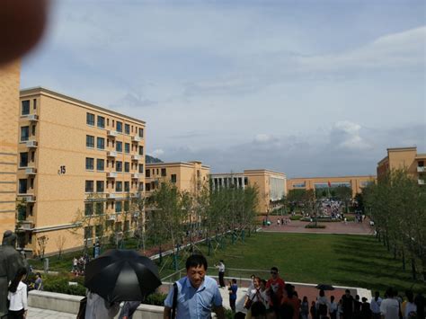 济南外国语学校华山校区是初中还是高中-百度经验