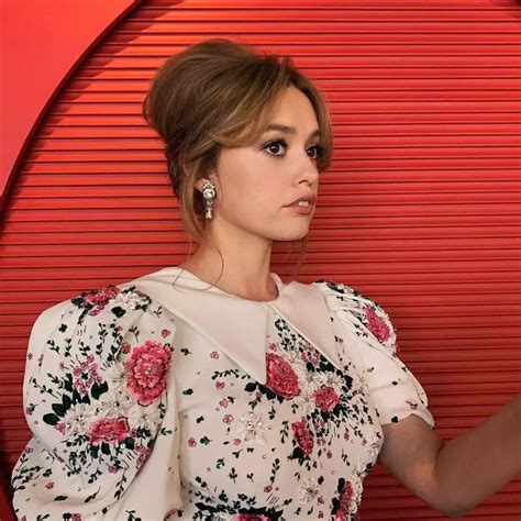 Beehive Hairstyles: How to Rock the 60's Retro Look with a Modern Twist ...