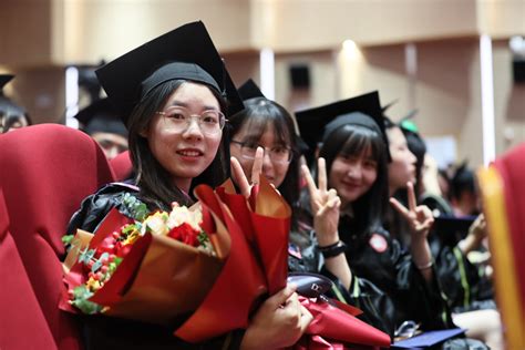 苏州大学2023年毕业典礼暨学位授予仪式举行