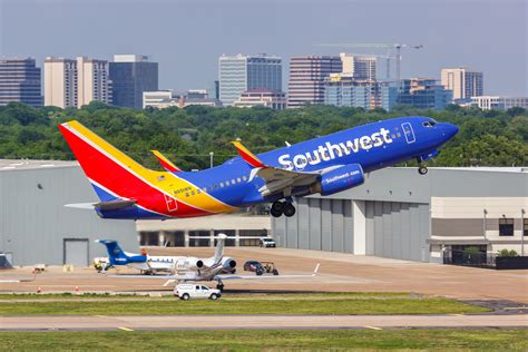 Southwest Airlines Flight Delayed 6 Hours After Tire Bursts In Salt ...
