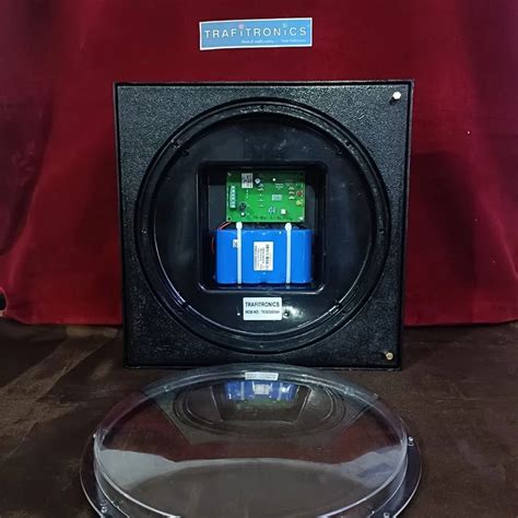 Solar Traffic Blinker - Solar Powered Traffic Signal Blinker ...