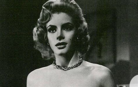 Kitty de Hoyos, la actriz a quien el cáncer le quitó la vida