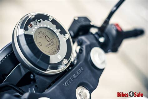 Husqvarna Vitpilen 401 price, specs, mileage, colours, photos and ...