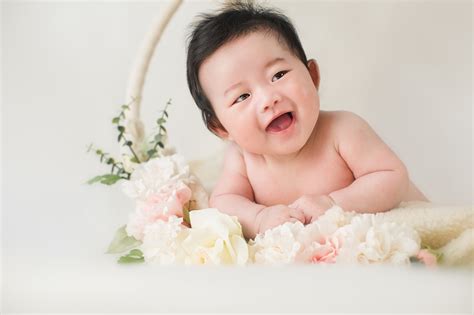 1一12个月宝宝行为表顺口溜介绍（0-12月宝宝发育口诀，教你轻松辨别宝宝发育状况） | 说明书网