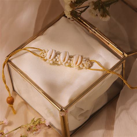 Complete Guide To Choose The Best Rakhi Gift Sets For Your Bhahiya Bha ...