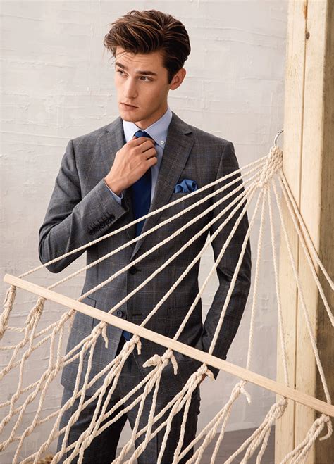 Model Men Suits 的图像结果