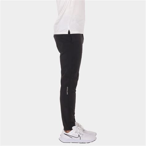 The Range Golf Jogger Pants | Avalon Modern Men's Golf Apparel