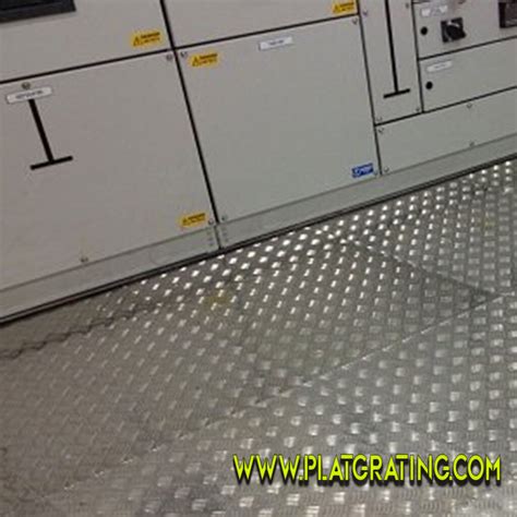 Plat Grating Jakarta