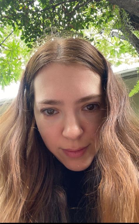 do i look intimidating to come and talk to me? why guys are afraid? : r/firstimpression