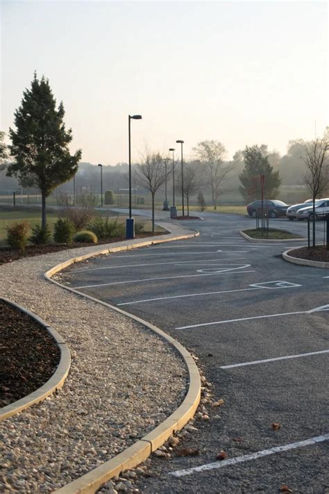 18+ Creative Gravel Parking Lot Ideas