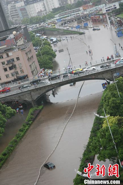 中国でも大雨、56人死亡 - 読んで見フォト - 産経フォト