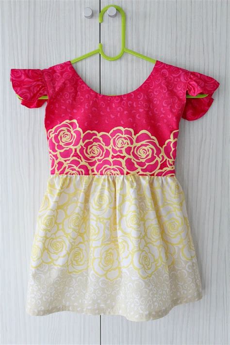 How to Make a Simple Dress Pattern 的图像结果