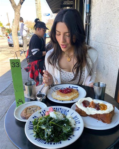 14 Best Brunch Spots In Los Angeles To Eat At In 2024 (+ What To Order)