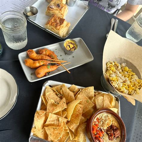 Moonshine Grill, Austin - Downtown - Menu, Prices & Restaurant Reviews ...