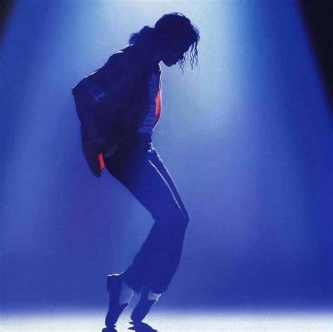 Download Iconic Michael Jackson Silhouette Wallpaper | Wallpapers.com