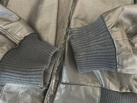 U2 Wear Me Out Black Leather 80s-90s Bomber Jacket Me… - Gem