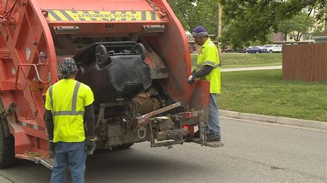 A Shawnee Co. Solid Waste worker concerns working without masks