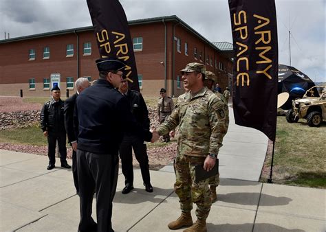 U.S. Space Force Chief of Space Operations visits 1st Space Brigade ...