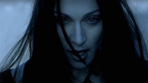 Madonna unleashes 'Frozen' maxi-single on streaming - Retro Pop