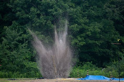 Boom goes the PETN explosive… at UB’s Geohazards Field Station ...