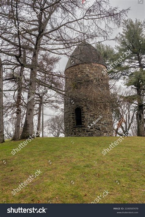 32 Autumn New England Farm Stone Walls Images, Stock Photos & Vectors ...