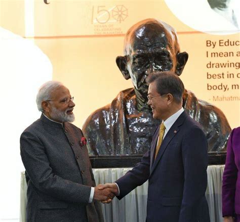 PM unveils bust of Mahatma Gandhi at Yonsei University in Seoul