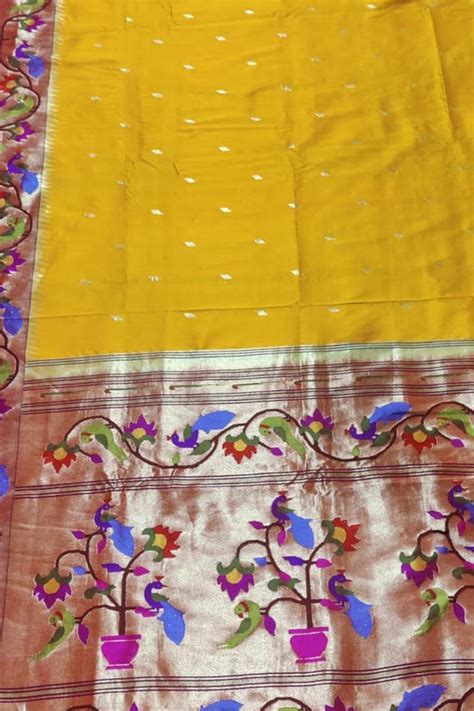 Buy Authentic Paithani Sarees Online at Luxurion World