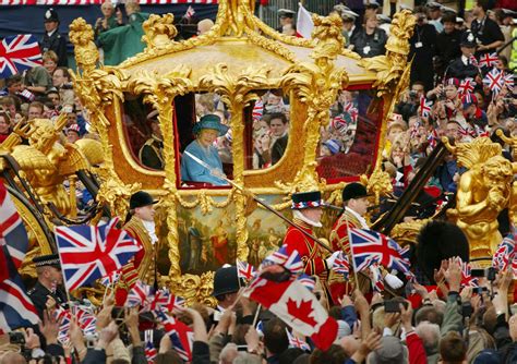 Elizabeth II | Biography, Family, Reign, & Facts | Britannica