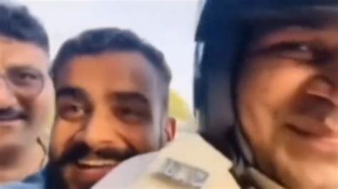 Delhi: Cops Laugh With Arrested Man As He Asks Them To Keep Quiet While ...