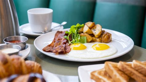 Café Boulud | Seasonally Rotating Menu of French Cuisine | Toronto