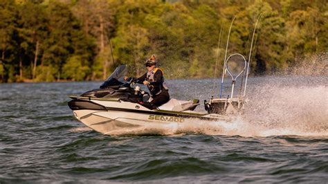 THE 2025 SEA-DOO FISH PRO APEX | Blog | Sea-Doo
