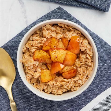 Cinnamon Spice Oatmeal | Casual Epicure