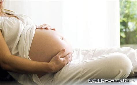 胎儿宫内缺氧，孕妇多半有4个表现，事关胎宝安危，孕妈要注意