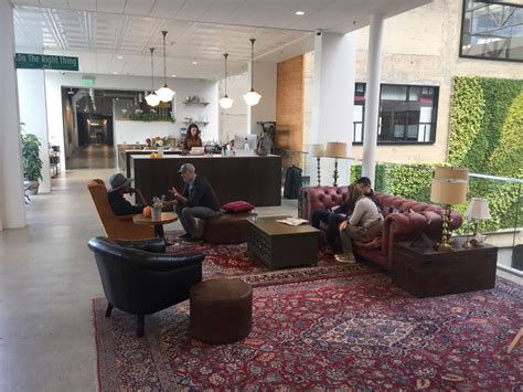 Airbnb Office Photos | Glassdoor