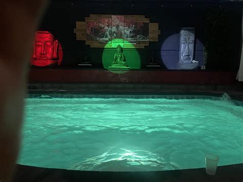 Massage - Sea Mountain Couples Massage in Las Vegas