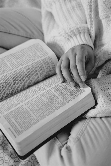 Who Wrote the Book of Acts: The Complete Guide to its Authorship - Ministry Voice