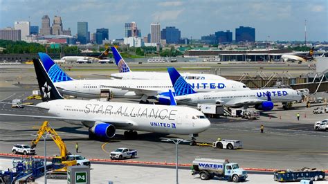 US Authorities Will Limit Newark Airport Flights For The Rest Of The Year