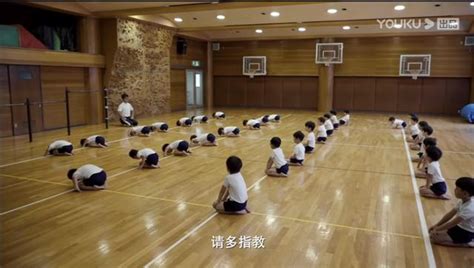 9.2高分纪录片《他乡的童年》：走访五国学校，到底什么才是好的教育？_孩子