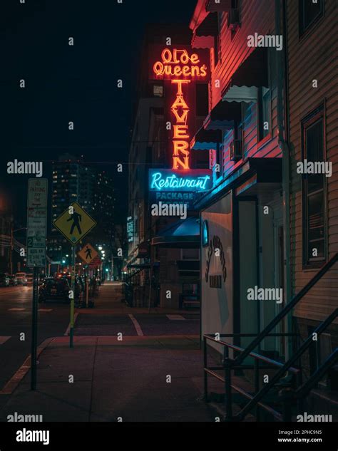Olde queens tavern hi-res stock photography and images - Alamy