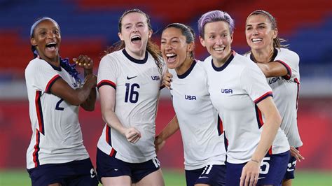 U.S. Soccer asks USMNT, USWNT to divide FIFA World Cup prize money ...
