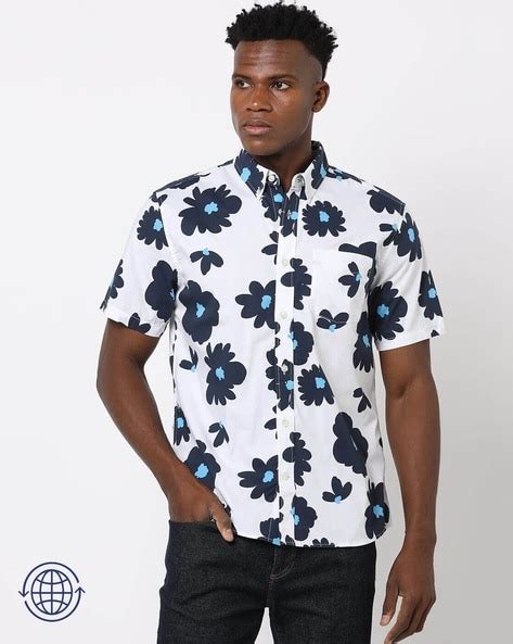 Buy Multicoloured Shirts for Men by GAP Online | Ajio.com