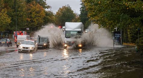 Flash flooding as torrential rain lashes Kent