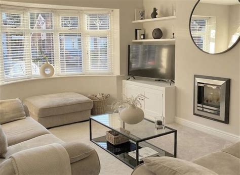 Elegant Cream and Beige Living Room Inspiration